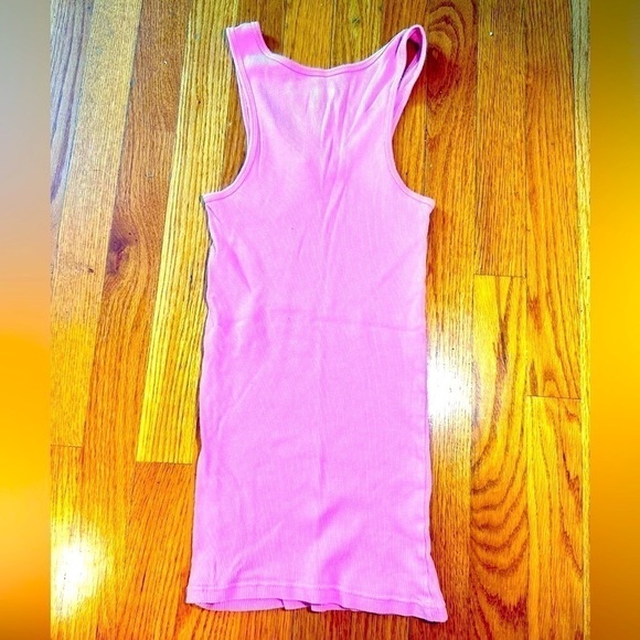 Old Navy Slim Fit Tank Top, so Cute! Hey Barbie! - Picture 3 of 8